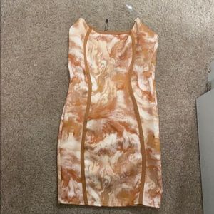 Body con dress nude marble